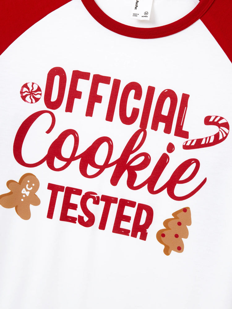 Ensemble pyjama de Noël assorti pour toute la famille, imprimé pain d'épices et cannes de bonbon, avec chaussettes de Noël rouges