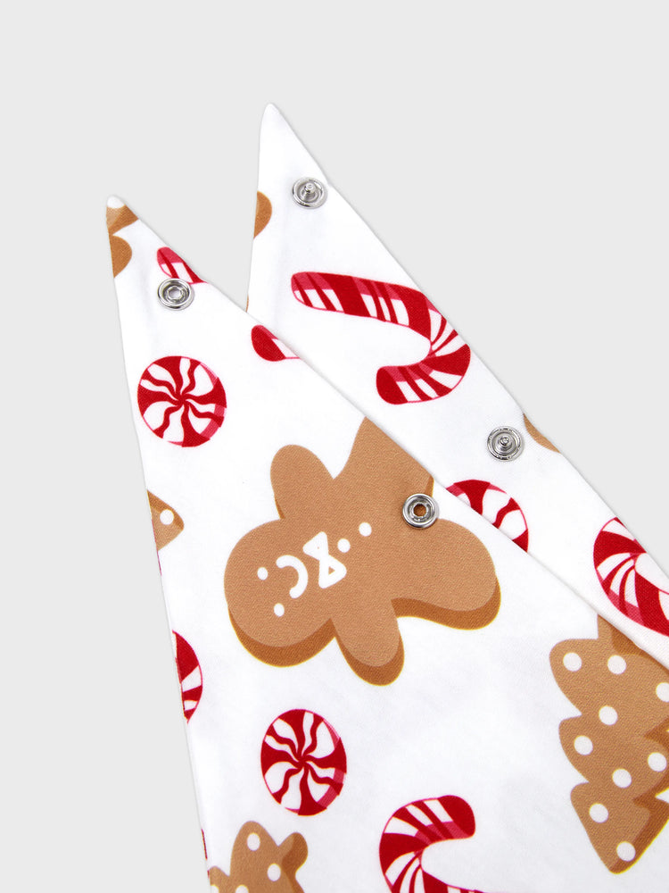 Ensemble pyjama de Noël assorti pour toute la famille, imprimé pain d'épices et cannes de bonbon, avec chaussettes de Noël rouges