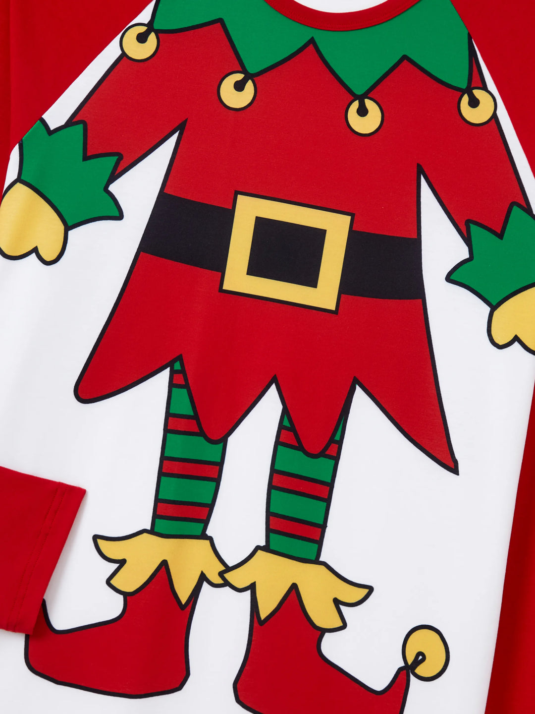 Conjunto de pijama familiar navideño a juego con estampado de duende navideño y calcetines navideños rojos