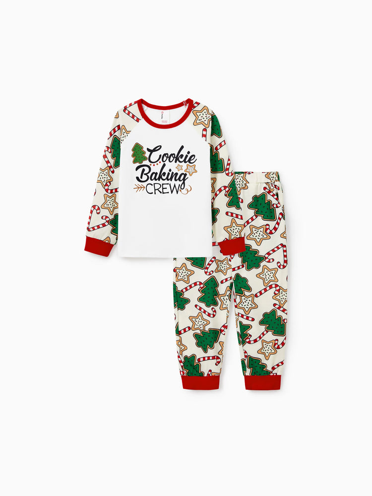 Ensemble pyjama de Noël assorti pour toute la famille, imprimé sapin de Noël rouge et abricot, avec chaussettes de Noël abricot