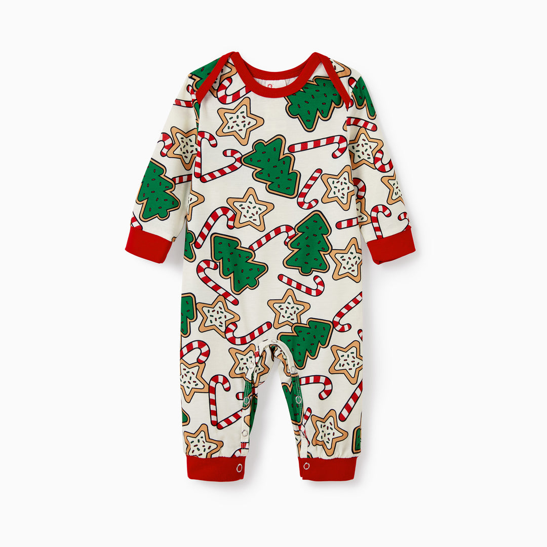 Ensemble pyjama de Noël assorti pour toute la famille, imprimé sapin de Noël rouge et abricot, avec chaussettes de Noël abricot