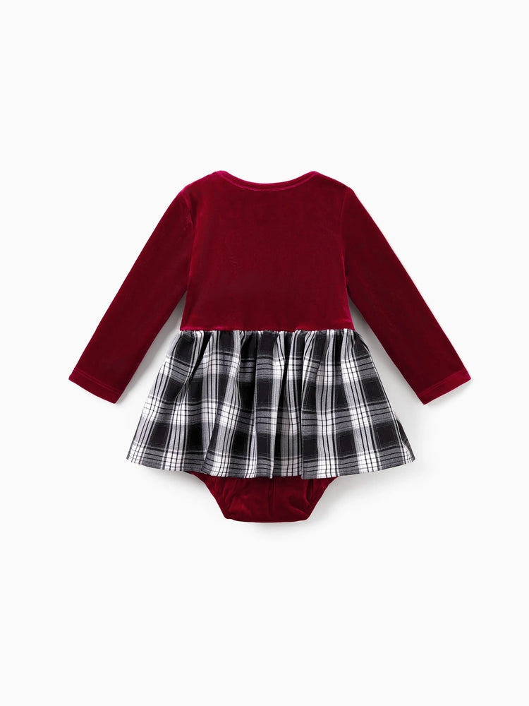 Ensembles familiaux assortis Sweat-shirt à manches longues à carreaux noir et blanc ou robe ceinturée à manches courtes en velours bordeaux