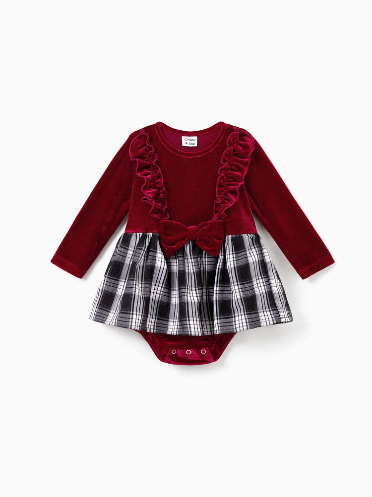 Ensembles familiaux assortis Sweat-shirt à manches longues à carreaux noir et blanc ou robe ceinturée à manches courtes en velours bordeaux