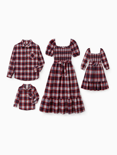 Tenues familiales assorties à carreaux de Noël : chemises à manches longues papa/fils ou robes mère/fille rouges