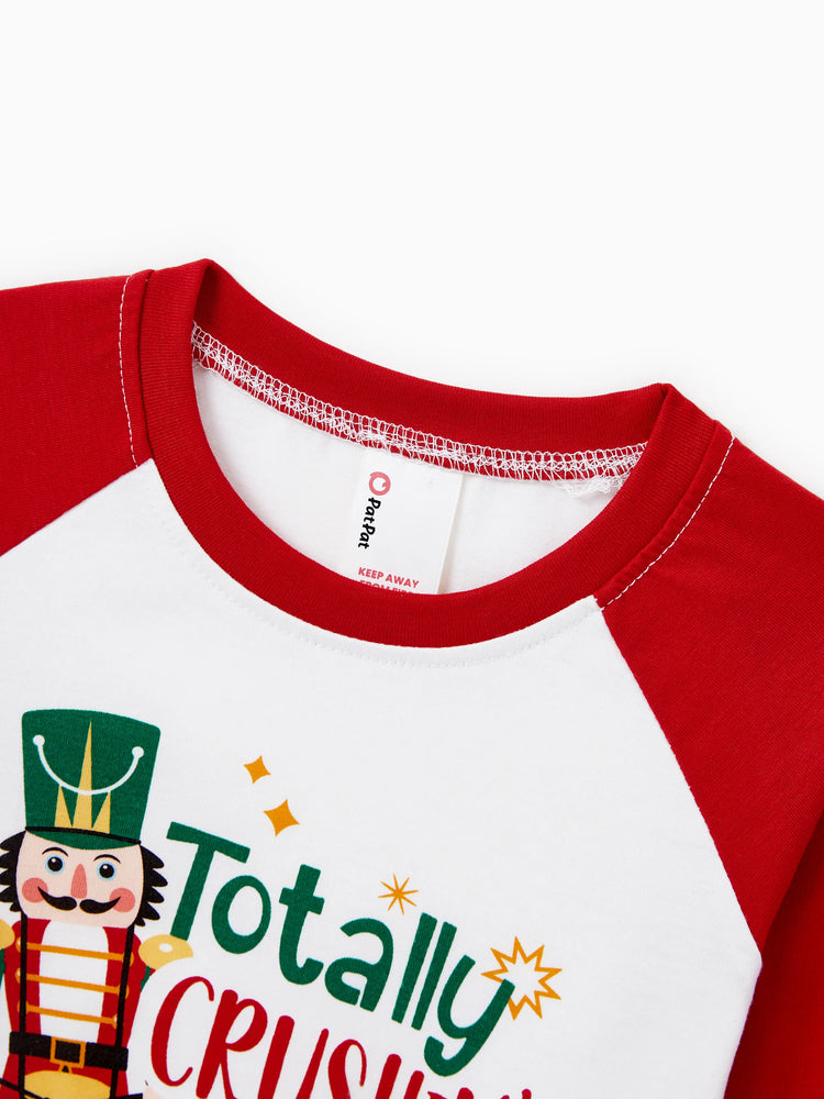 Ensemble pyjama de Noël assorti pour toute la famille, imprimé Casse-Noisette et chaussettes de Noël rouges