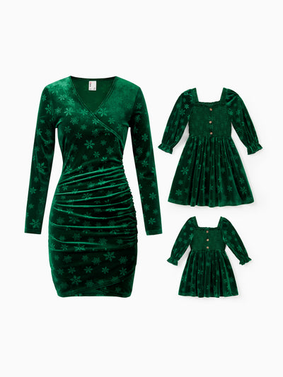 Christmas Matching Family Snowflake Print Velet Long-sleeve Body-con Dress for Mommy and Me Dark Green