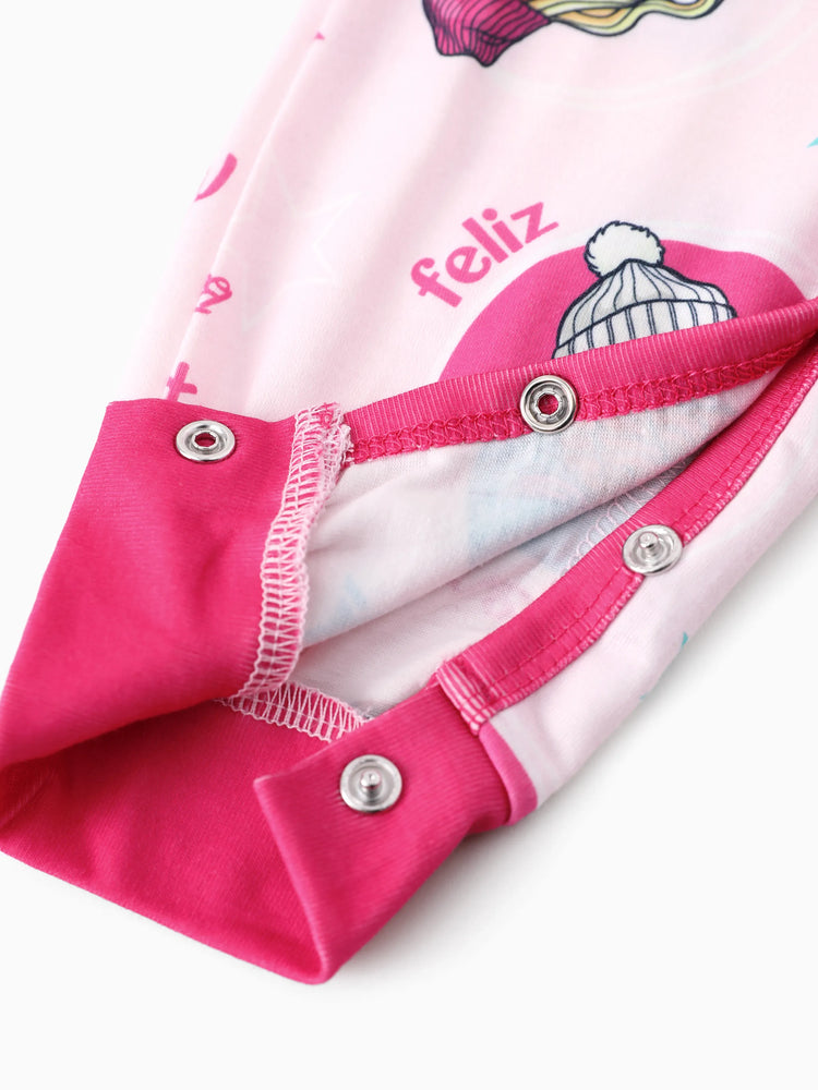 Ensemble pyjama de Noël assorti pour toute la famille avec motif flocon de neige et chaussettes de Noël roses