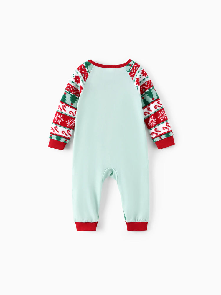 Ensemble pyjama familial assorti de Noël ELF en polaire motif flocon de neige avec chaussettes de Noël rouges