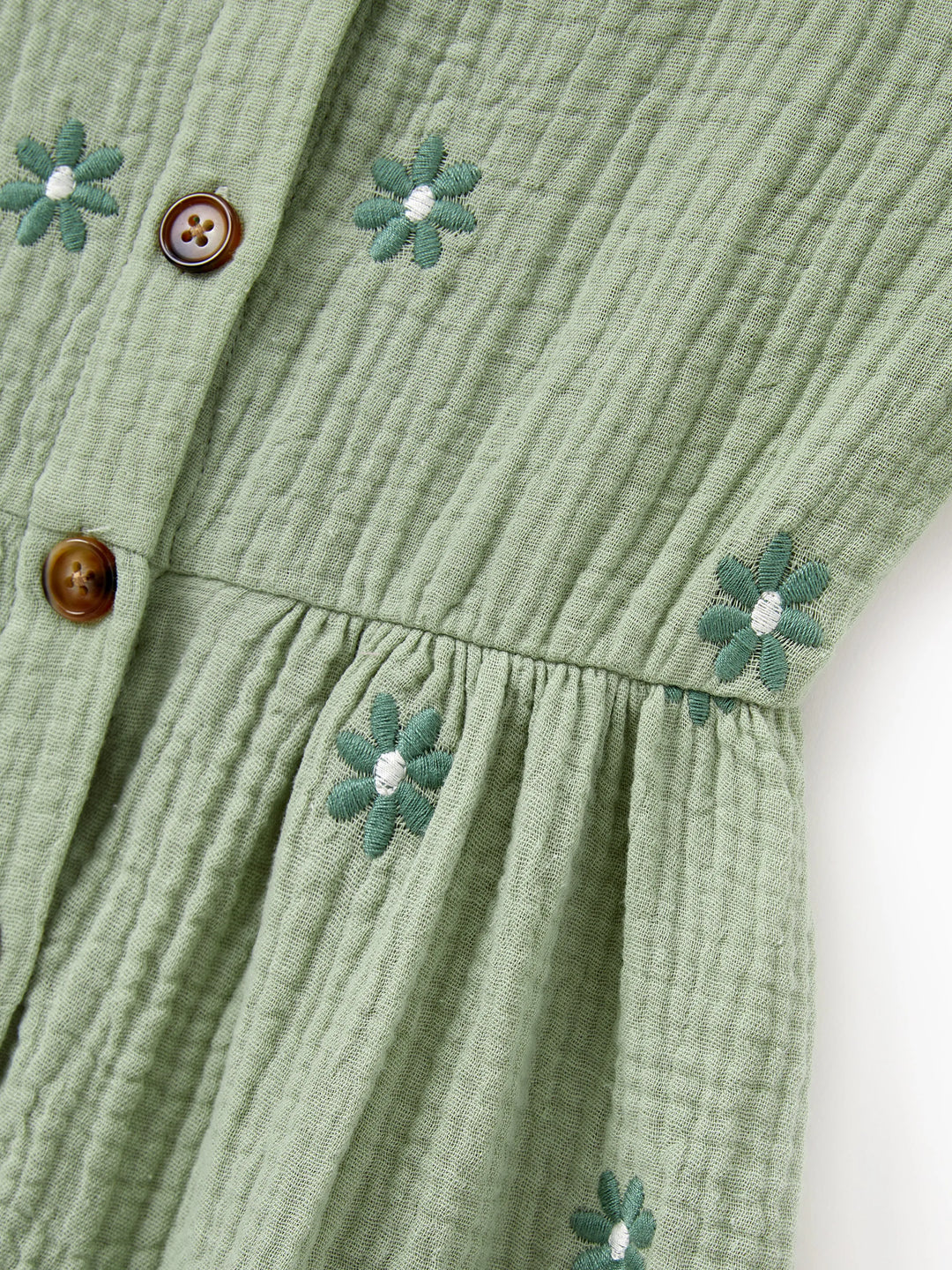 Matching Floral Cotton Dresses for Mom & Me Button-Down Smocked Floral Strap Dress for Mom, Baby Girl Ruffle Dress with Bow, Perfect for Summer Family Outings & Photos Pale Green