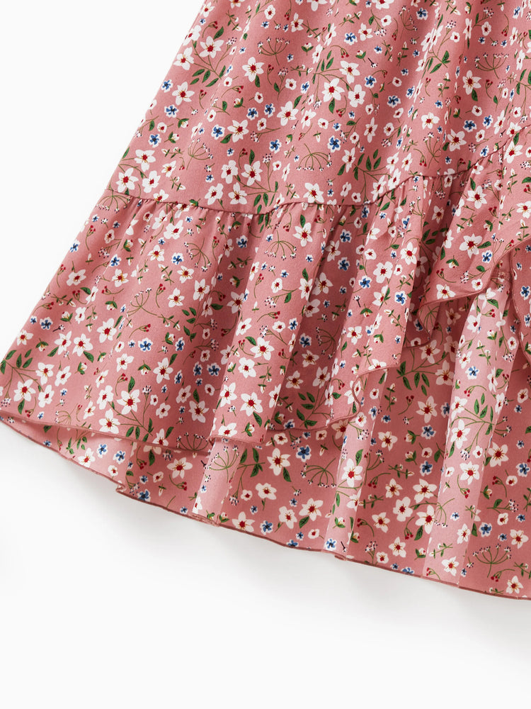 Family Matching Cotton T-Shirt & Dress Set Daddy / Mini Print Black Tee for Dad and boy, Floral Print splicing Dress for Mom, girl and Baby, Perfect for Summer Family Outings Black