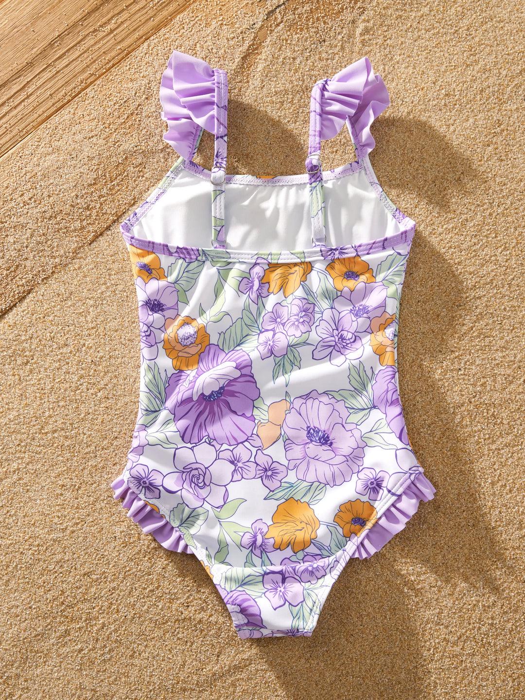 Familien-Matching Badebekleidung mit Blumenprint – Rüschen-Einteiler und Badeshorts-Set in Lila
