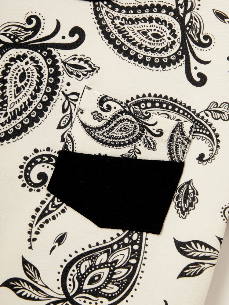 Family Matching Paisley Print Outfits Sleeveless Spaghetti Strap Dress & Cotton T-Shirt for Mom, Dad, & Kids Perfect for Family Outings & Photos
 Black