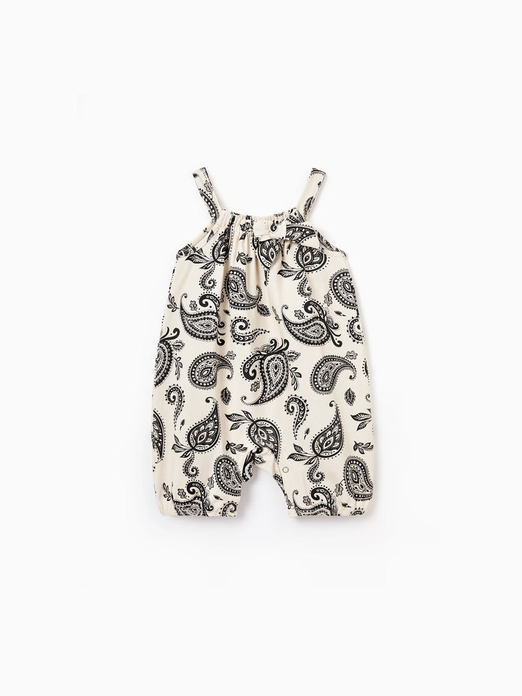 Family Matching Paisley Print Outfits Sleeveless Spaghetti Strap Dress & Cotton T-Shirt for Mom, Dad, & Kids Perfect for Family Outings & Photos
 Black