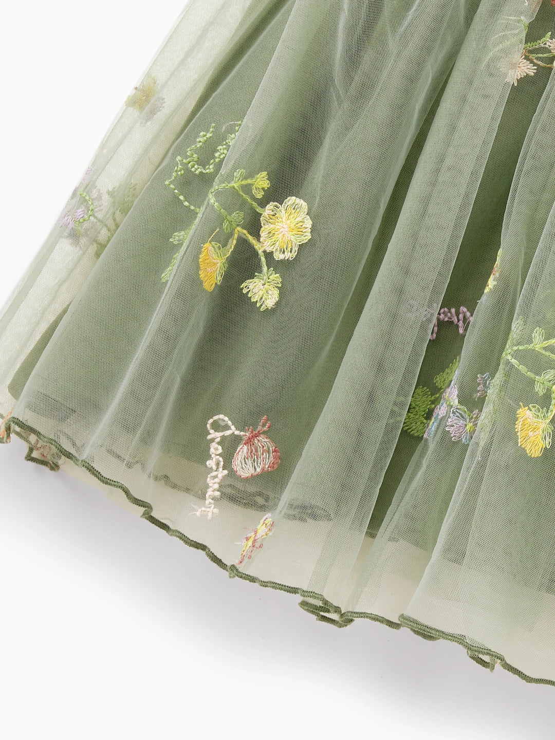 Vestido de malla con tirantes y bordado floral con cuello en V para niña pequeña/niña verde