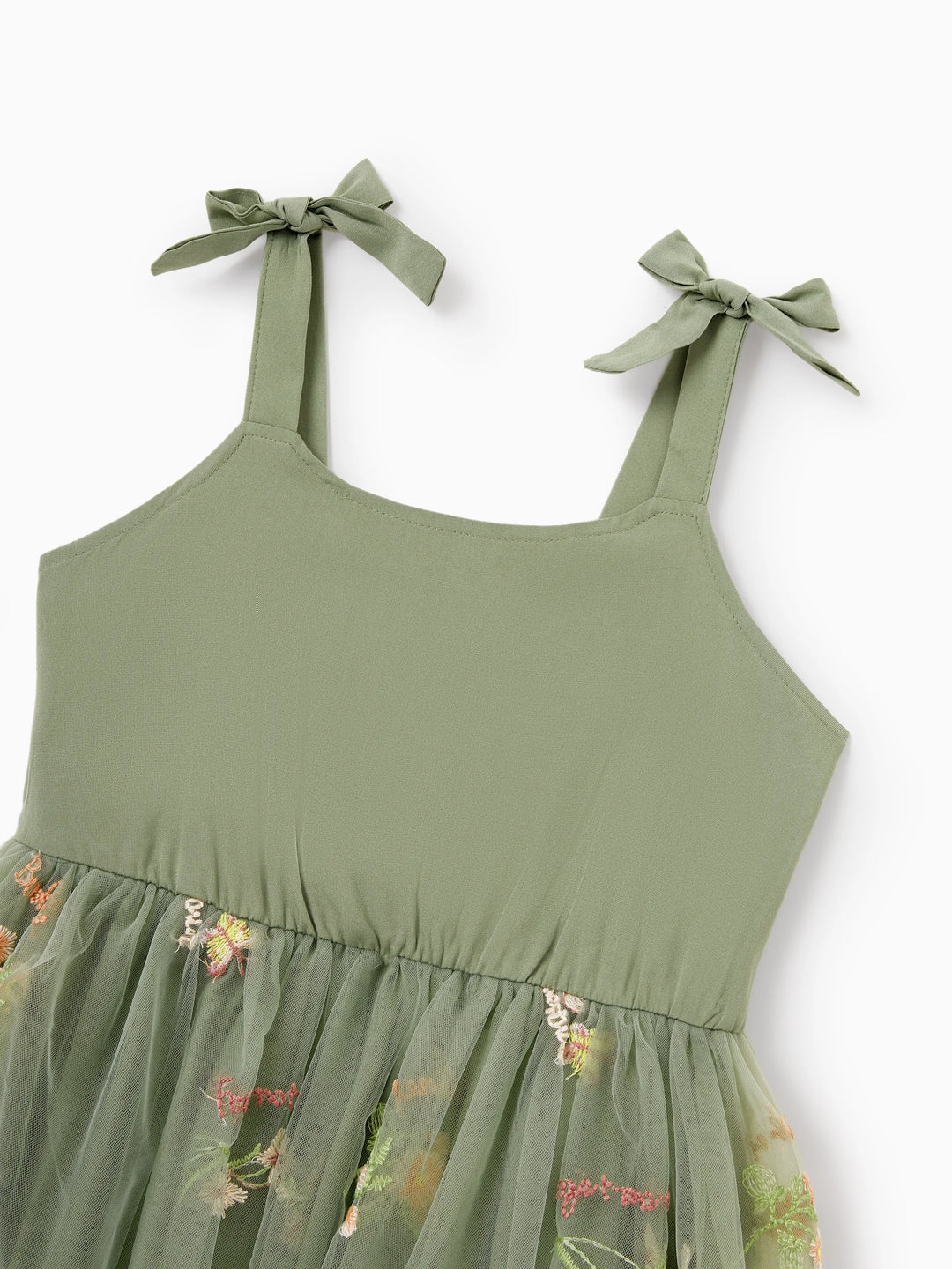 Vestido de malla con tirantes y bordado floral con cuello en V para niña pequeña/niña verde
