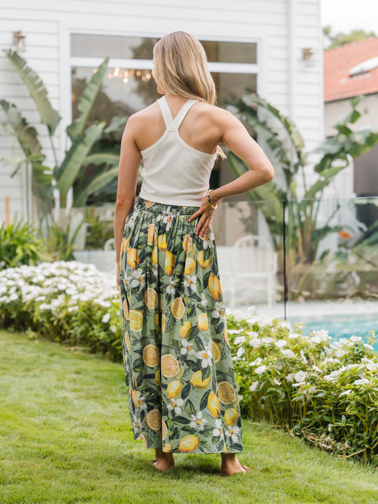 Matching Family Outfits Lemon Print Hawaiian Shirts & Summer Dresses Tropical Vacation Clothes for Men, Women & Kids Green