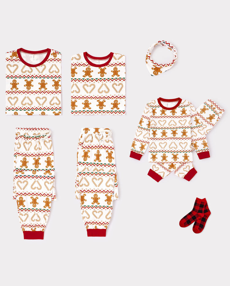 Pijamas navideños a juego para toda la familia con estampado Fair Isle y de muñecos de jengibre