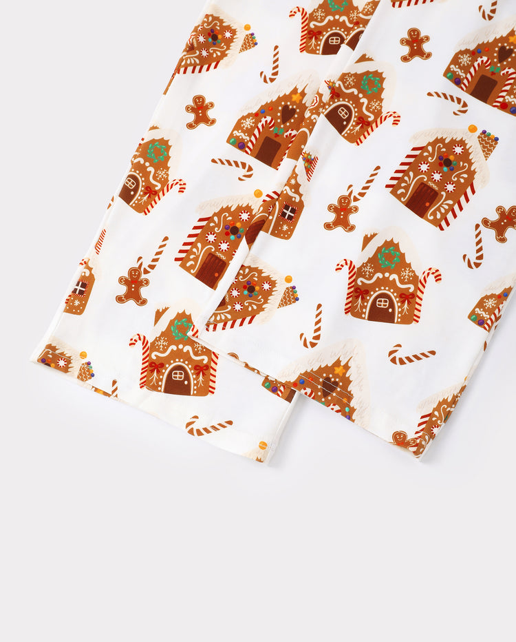 Pijamas navideños a juego para toda la familia con estampado de casas de jengibre, marrón