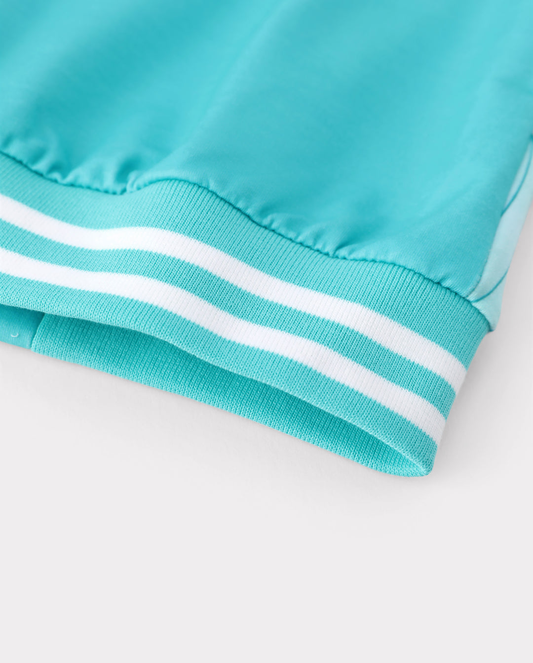LY260400022 Green
