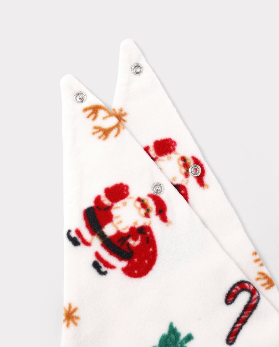 Pijamas navideños a juego para toda la familia con estampado de renos y árboles de Navidad, forro polar