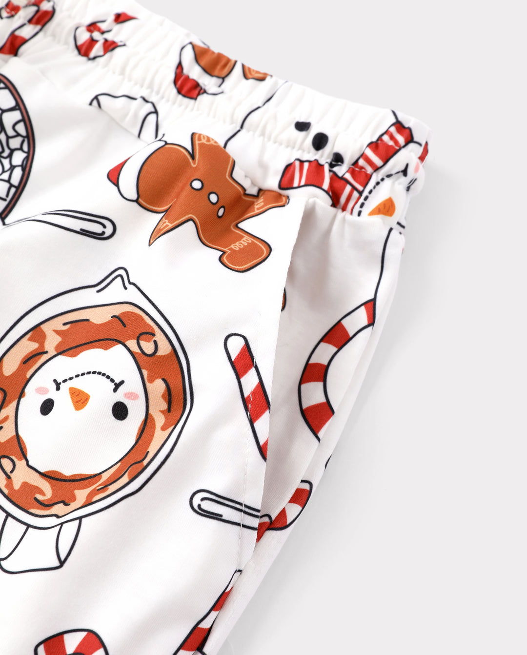 Weihnachts-Pyjamas im Familien-Partnerlook, Tassen- und Schneemann-Print, Khaki