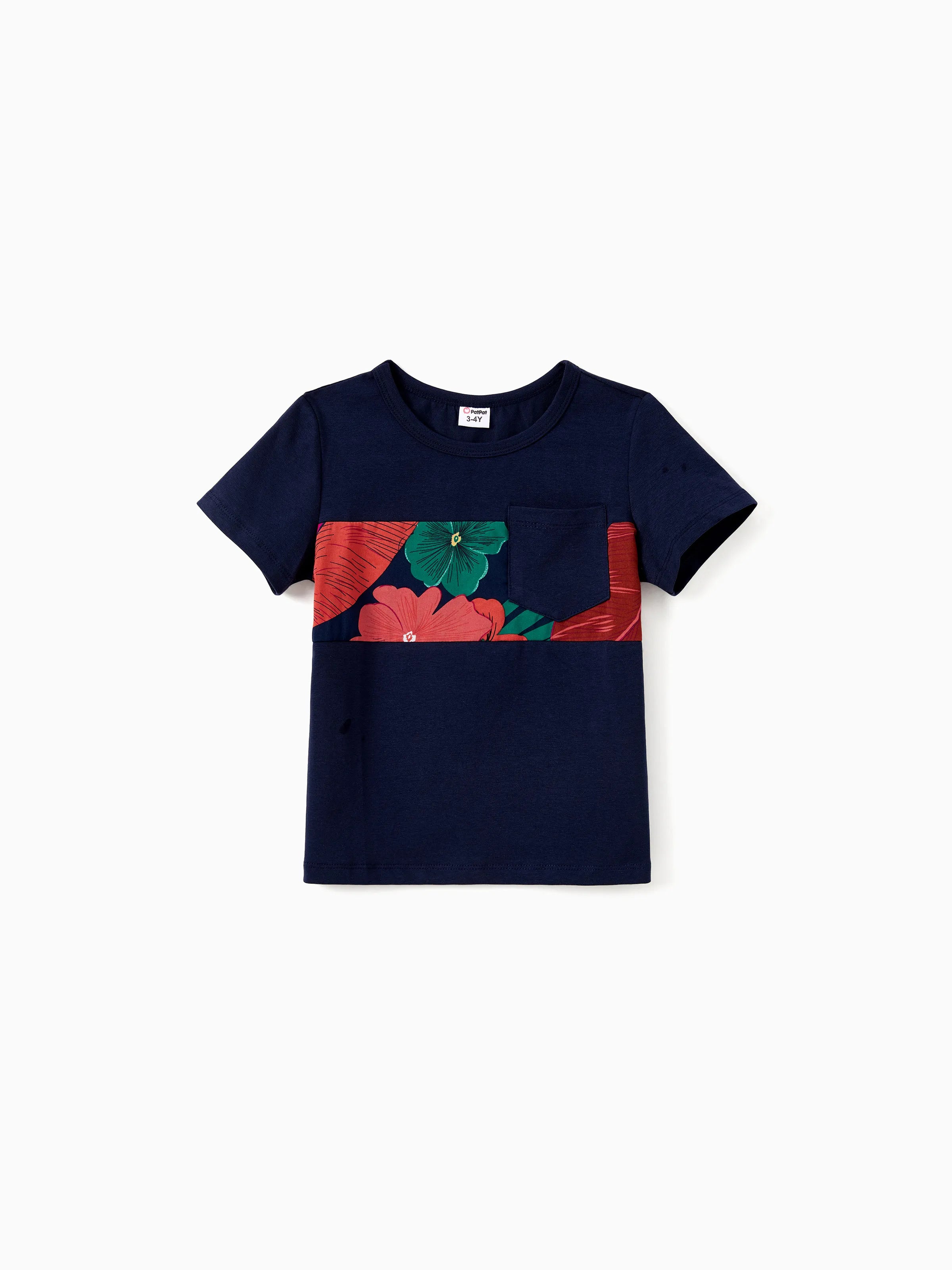 Strandoutfits für Kleinkind-Jungen: Floral Panel Black Tee
