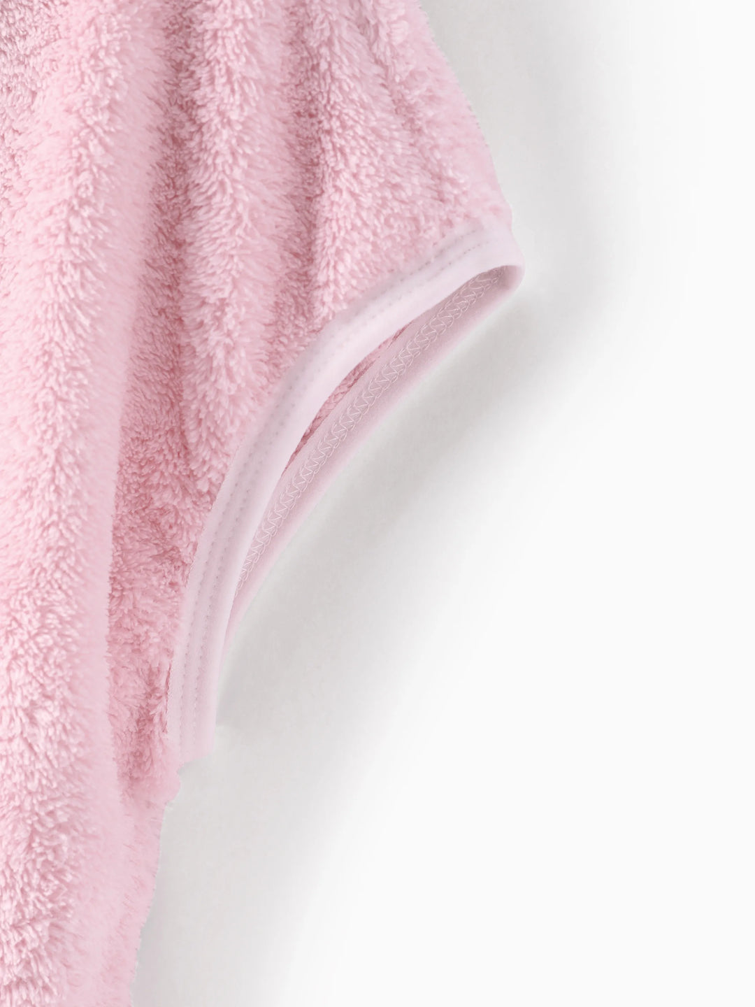 Disney Prinzessinnen Kleinkind-/Mädchen Arielle Kapuzen-Frottee-Strandponcho in Hellrosa.
