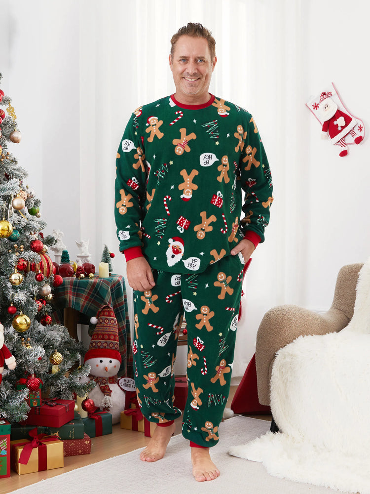 Pyjama de Noël familial assorti en polaire à manches longues et chaussettes de Noël, motif bonhomme en pain d'épices, vert foncé