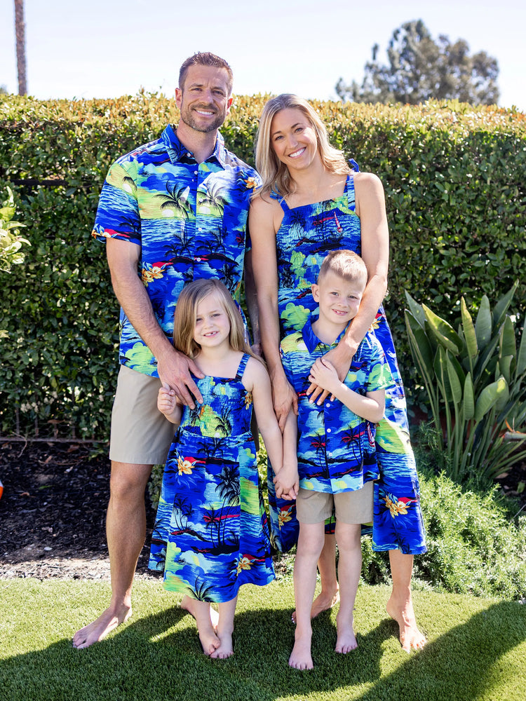 Tenues hawaïennes familiales assorties, chemise/robe à imprimé palmier bleu tropical, ensemble de tenues coordonnées pour les vacances à la plage d'été, bleu