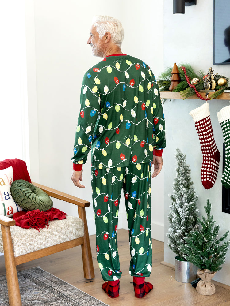 Ensemble pyjama de Noël assorti pour toute la famille, imprimé renne vert et chaussettes de Noël vertes