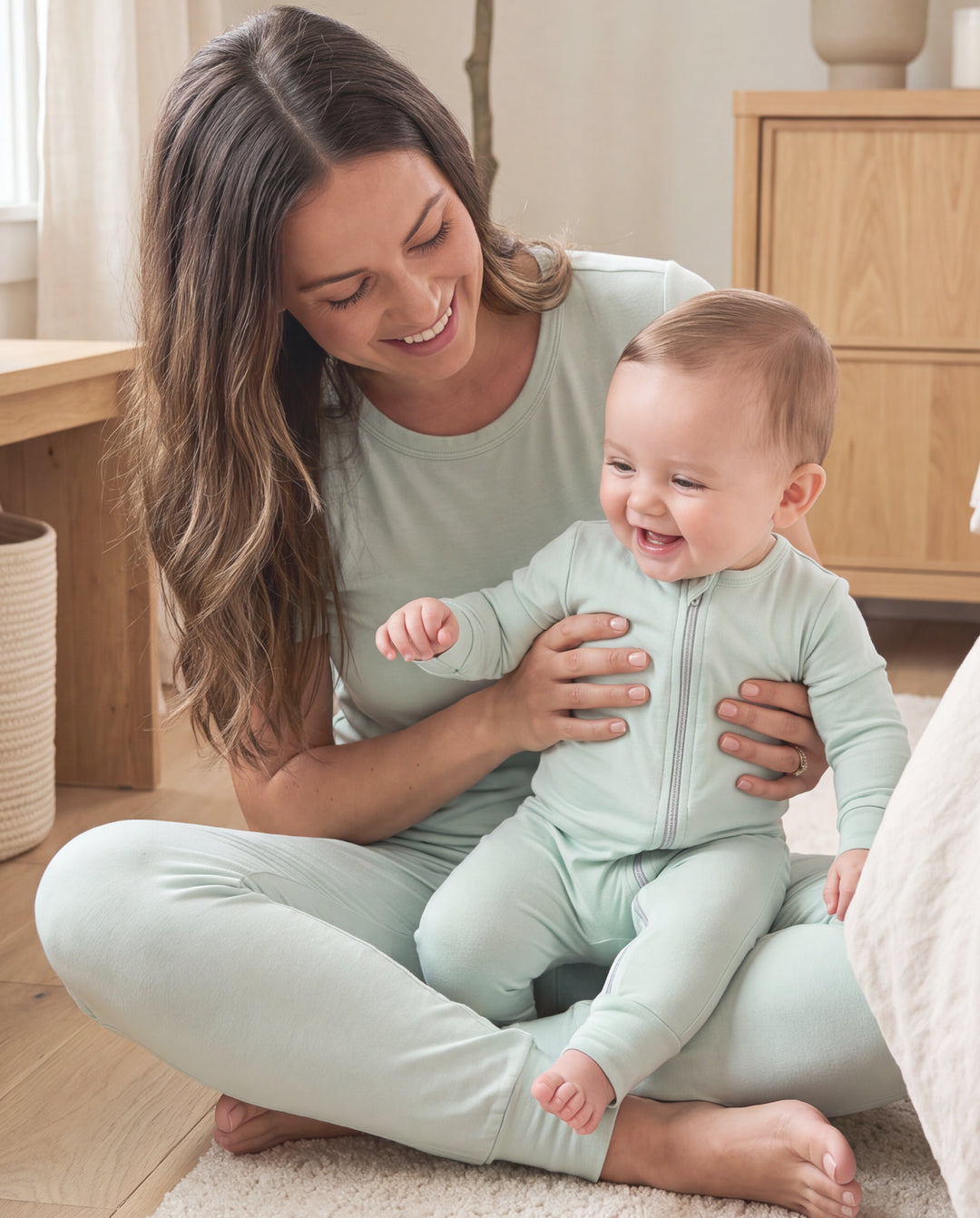 Bambú: Pijama con cremallera para bebé, color verde pálido