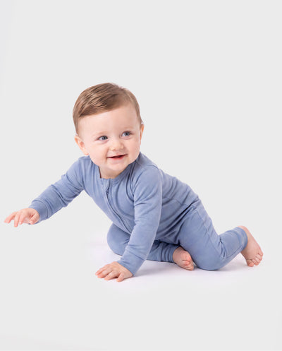 Bambú: Pijama con cremallera para bebé, color gris azulado