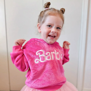 Cet ensemble de robe est superbe, d’une excellente qualité et taille parfaitement — si confortable et flatteur !