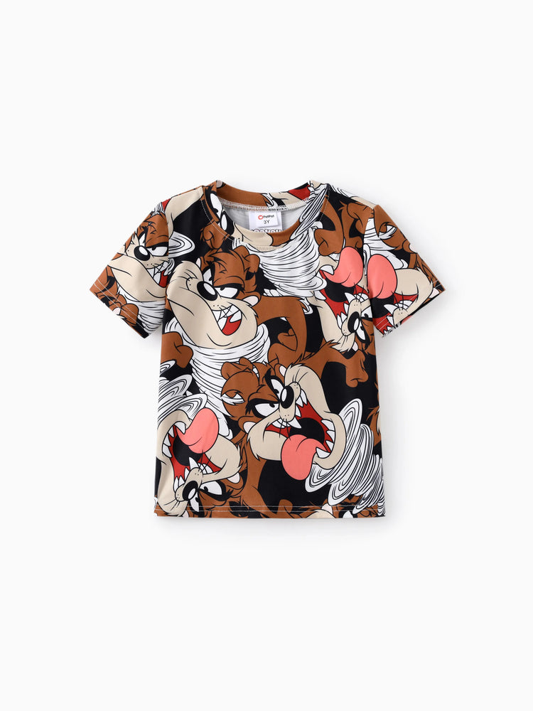 Conjunto de 2 piezas de camiseta y pantalones cortos con estampado de personajes de Looney Tunes para niños pequeños, color marrón