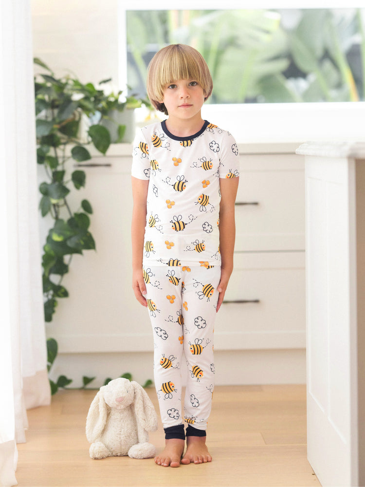 Family Matching Bamboo Pajamas Soft Bamboo Viscose PJs for Men Women Kids Toddler, Cute Bee Print Sleepwear with Short Sleeve Top and Long Pants White