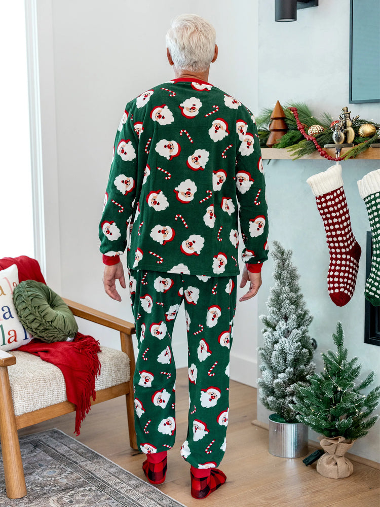Ensemble de pyjama familial assorti de Noël en polaire, imprimé Père Noël et canne à sucre, avec chaussettes de Noël, vert foncé