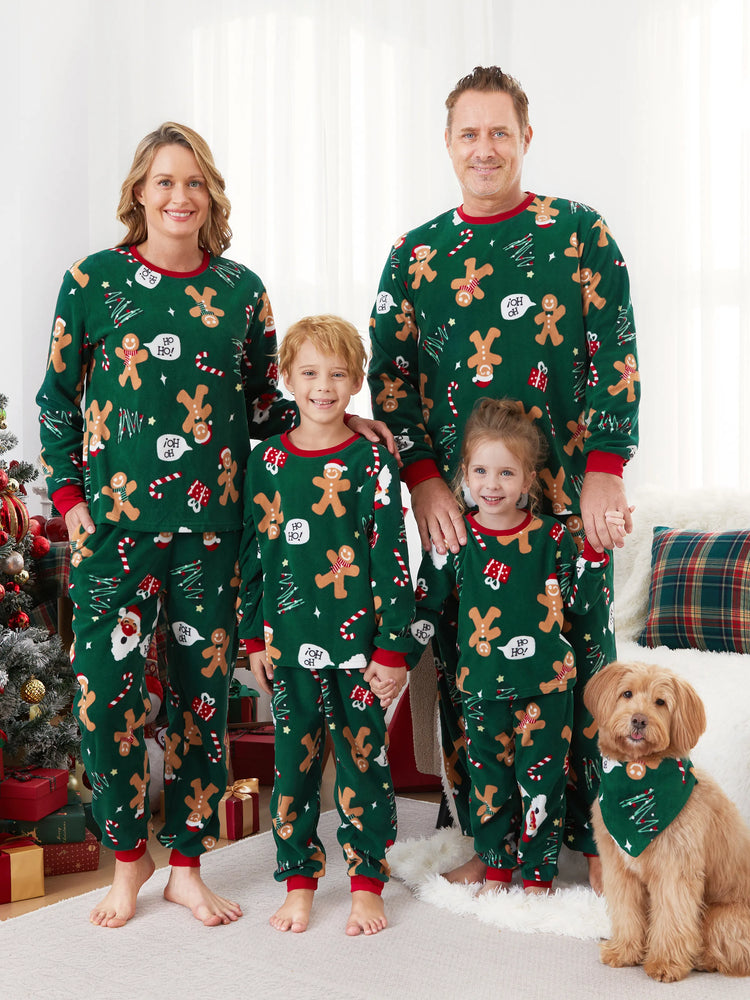 Christmas Jammies Family Matching Fleece Gingerbread Man Long Sleeves Pajama Sets with Christmas Socks Dark Green