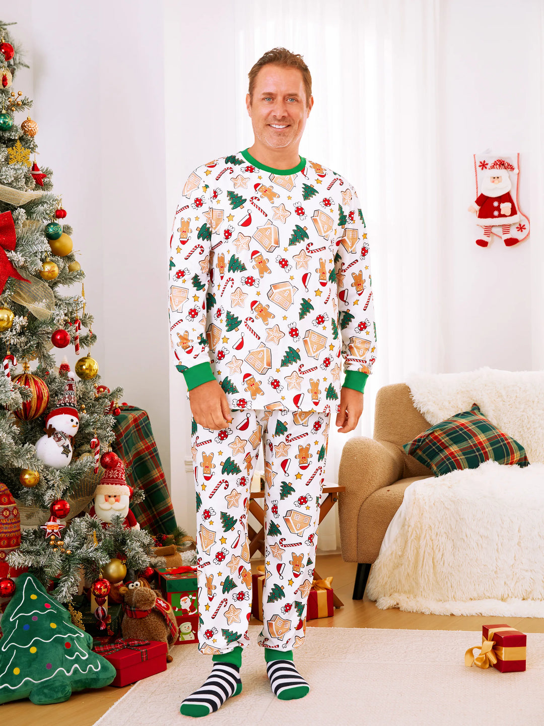 Gingerbread House Pajamas Matching Family Green Christmas PJs Sets with Christmas Socks Multi-color