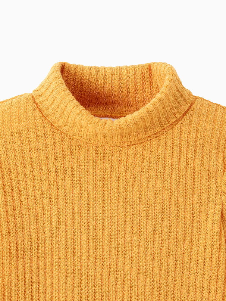 Camiseta texturizada de cuello alto para niño/niña, color jengibre
