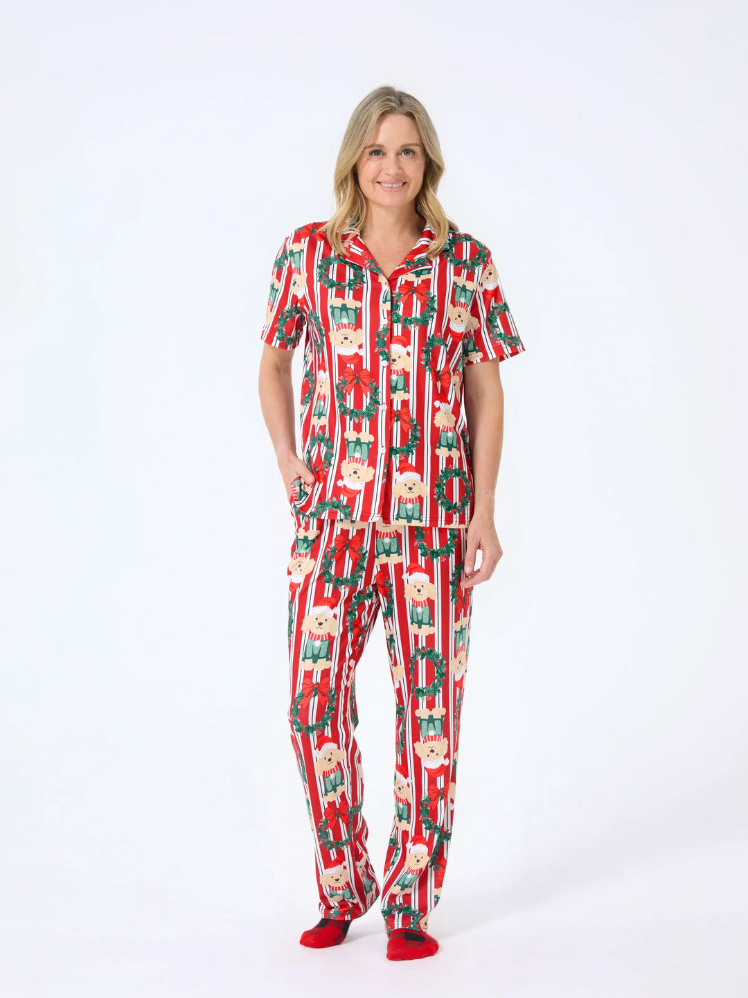 Weihnachten Passendes Familienpyjama-Set Weihnachten Doggy Print Rot Pyjama mit Weihnachtssocken rot