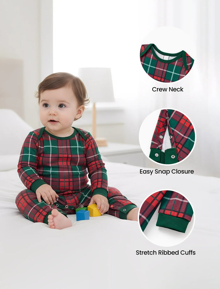 Christmas Matching Family Pajamas Set Allover Red and Green Grid Print Long-sleeve PJS with Christmas Socks Dark Green