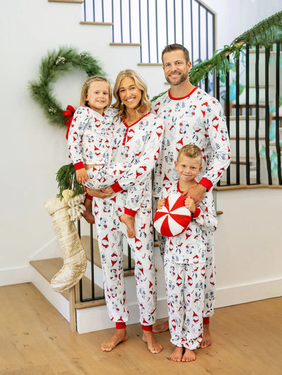 Ensemble pyjama de Noël assorti pour toute la famille, imprimé Père Noël et chiens, avec chaussettes de Noël blanches