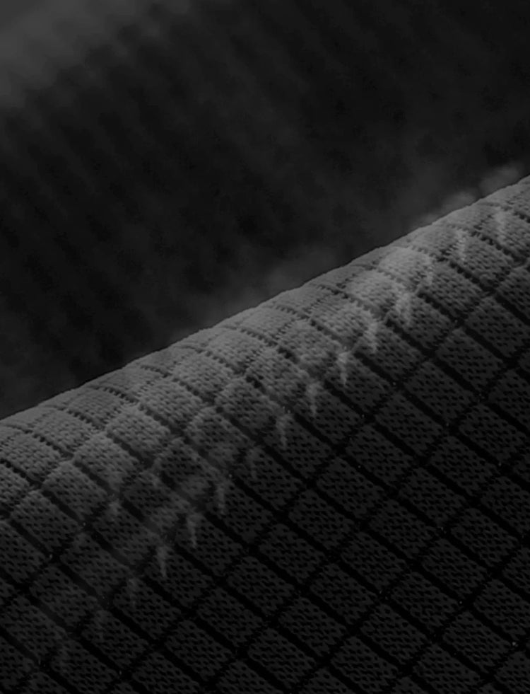 Camiseta deportiva ligera y transpirable de manga corta ultraligera PatPat Lightflow para niños, color negro