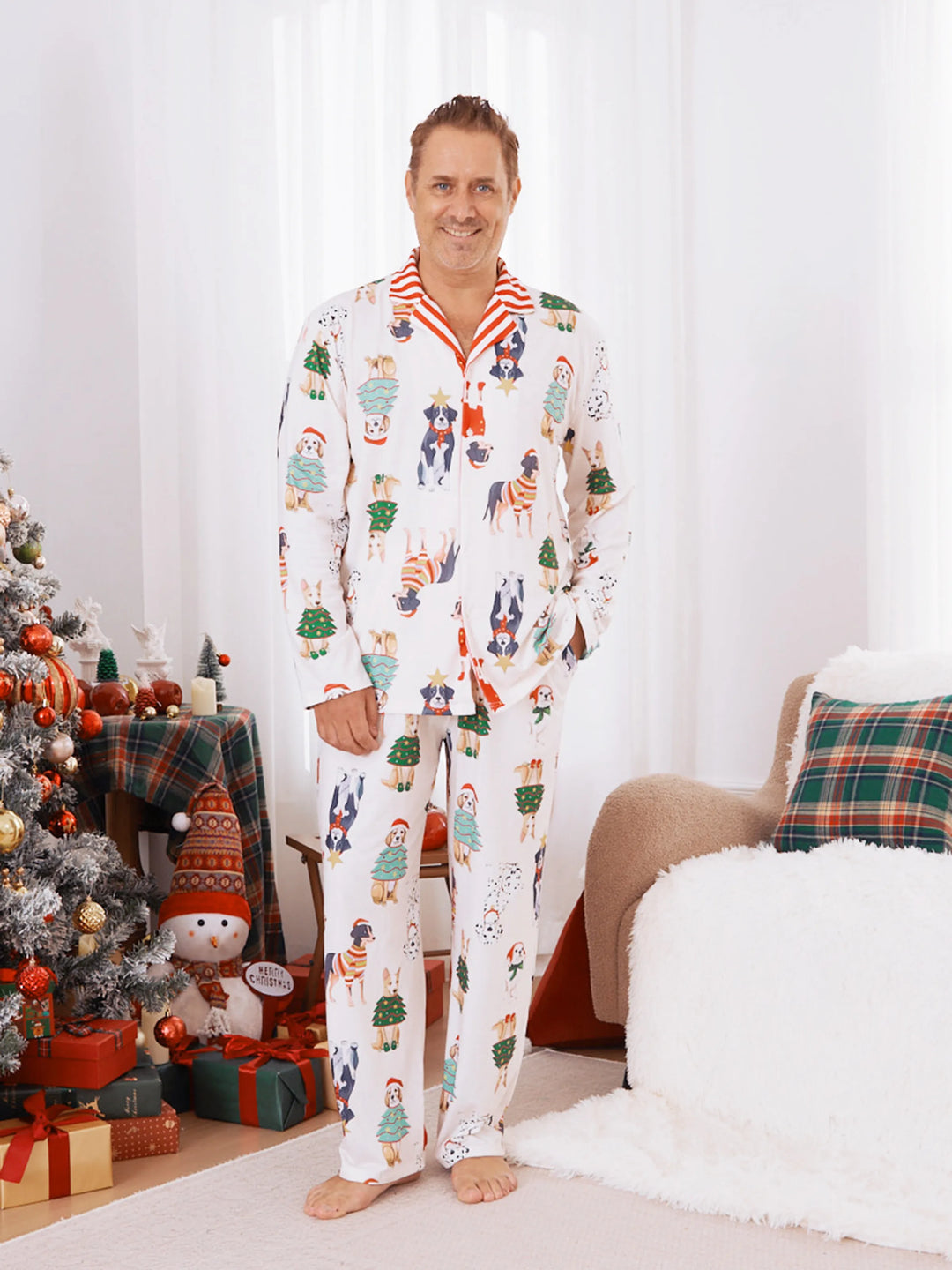 Christmas Pajamas Family Matching Cute Xmas Dog Collared Pajamas Sets with Christmas Socks LightApricot