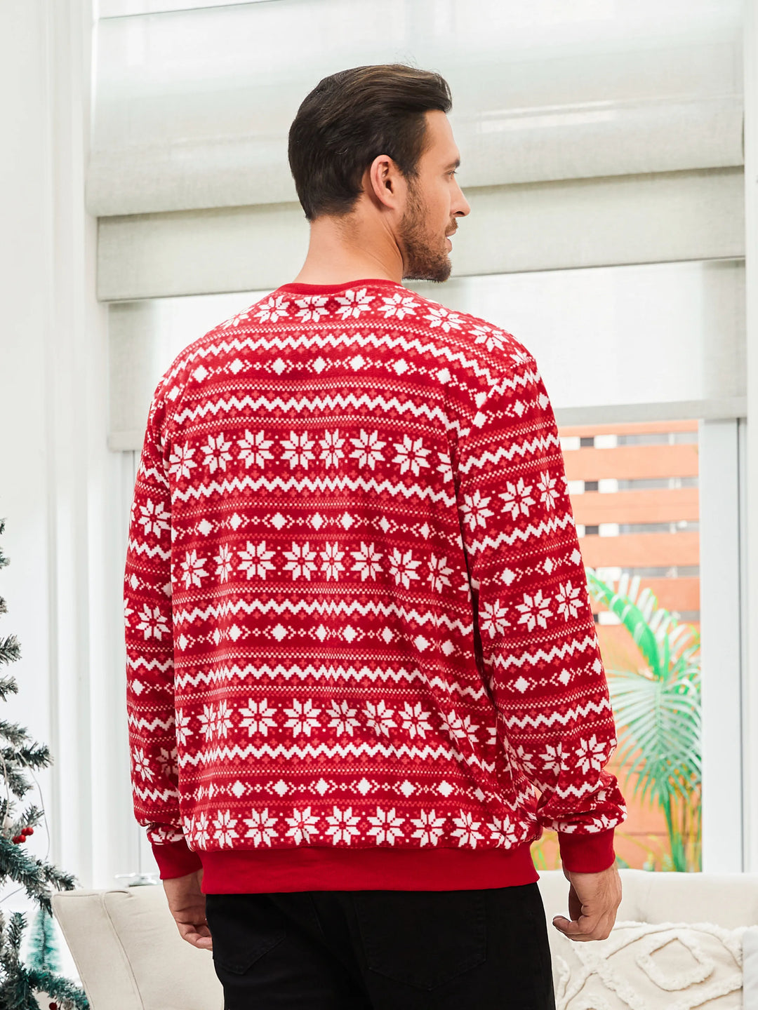 Sudadera de cuello redondo de felpa con estampado de copos de nieve de Disney Mickey y sus amigos para Navidad, color rojo