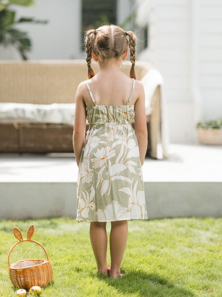 Matching Family Outfits Tropical Floral Print Strap Dress or Short-sleeve Colorblock Shirts Set Pale Green