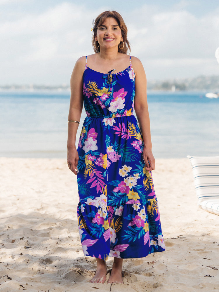 Matching Family Hawaiian Outfits Tropical Floral Print Strap Dress or Short-sleeve Shirts & Shorts Set Summer Beachwear Set for Vacation Deep Blue