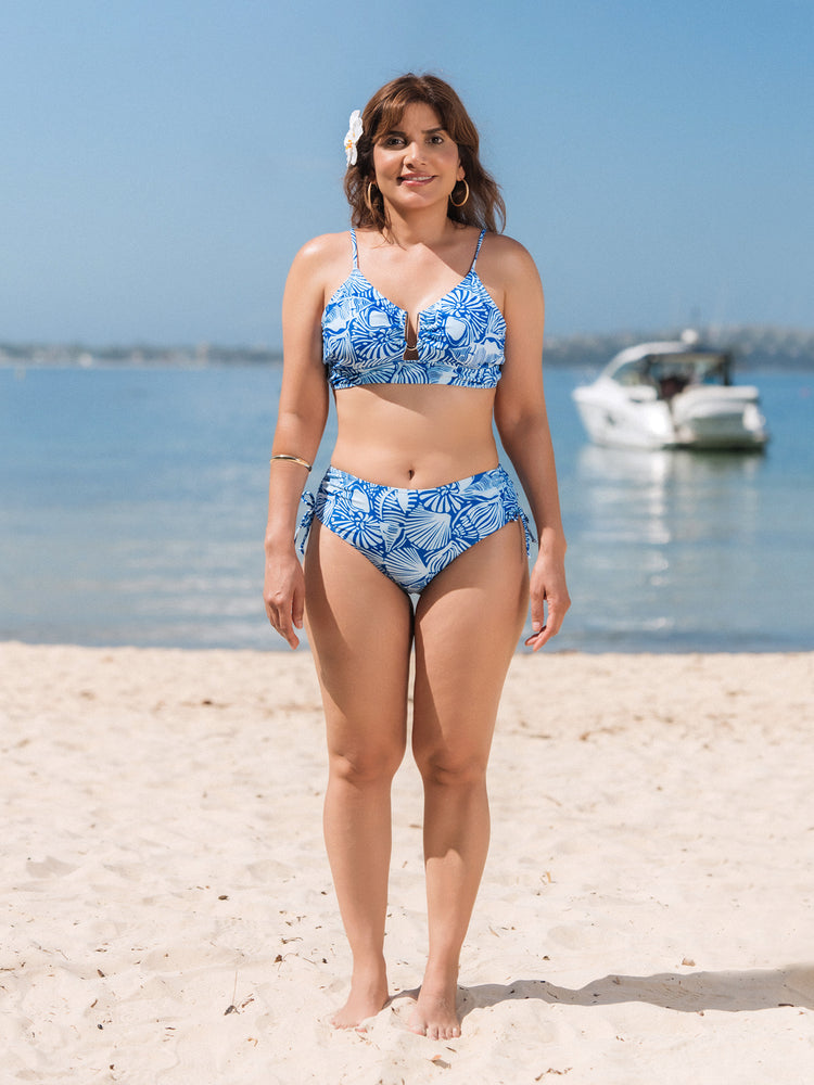 Matching Family Shell Print Swimwear Floral two-piece Bikini & Swim Shorts Set for Mom, Dad, & Kids, Perfect for Beach Days & Pool Parties Blue