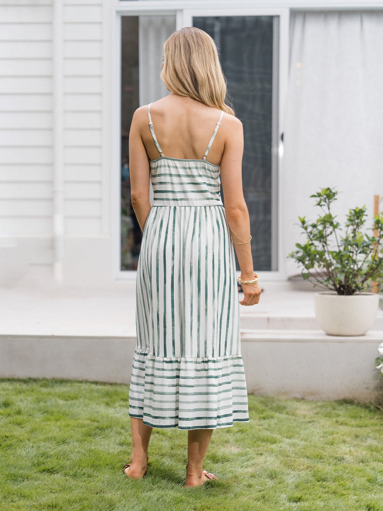 Family Matching Cotton Outfits Set Green Striped T-Shirt and Dress Set for Dad, Mom, Kids & Baby, Perfect for Summer Family Outings & Photos Green